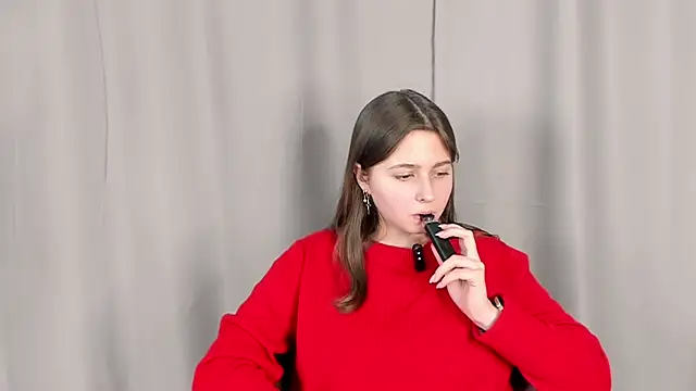 SophiaHalligan online show from 11/29/25, 01:03