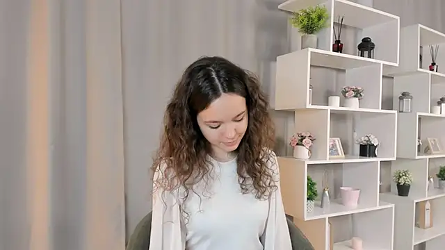 Snapshot of TifanyMeyerott chatting on 12/04/25, 10:24 TifanyMeyerott online show from 12/04/25, 10:24