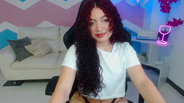 zahira1 online show from 01/18/26, 05:50