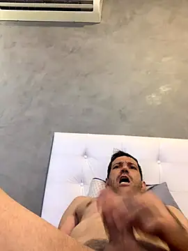 Snapshot of Tesudo034 chatting on 12/02/25, 01:17 Tesudo034 online show from 12/02/25, 01:17