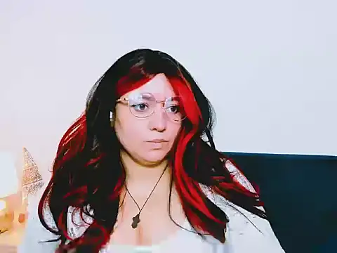 Snapshot of HarperSensual chatting on 12/17/25, 09:48 HarperSensual online show from 12/17/25, 09:48