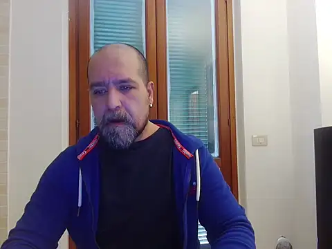 Snapshot of AMIRDIB2025 chatting on 01/17/26, 11:48 AMIRDIB2025 online show from 01/17/26, 11:48