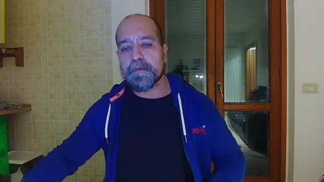 Snapshot of AMIRDIB2025 chatting on 01/17/26, 11:52 AMIRDIB2025 online show from 01/17/26, 11:52