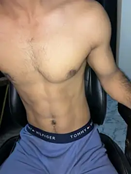 Fitboy07 online show from 07/07/26, 04:11
