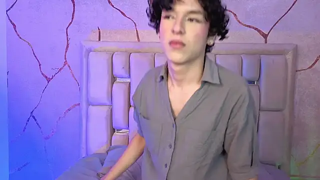 SthepanodiMonaco online show from 03/24/26, 04:17