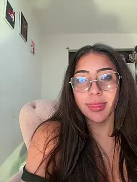 Snapshot of Dafne_se chatting on 06/11/26, 02:53 Dafne se online show from 06/11/26, 02:53