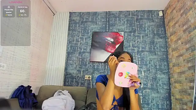 Brizza H033 online show from 12/22/25, 08:39