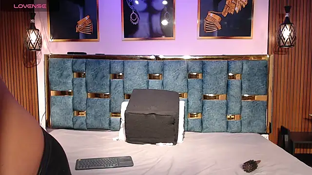  Caroline34 online show from 04/01/26, 10:49