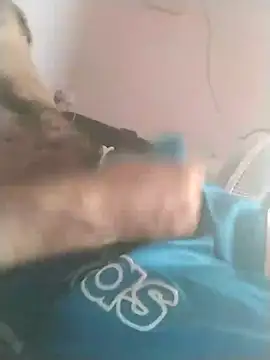 esterfour40 online show from 11/29/25, 09:23