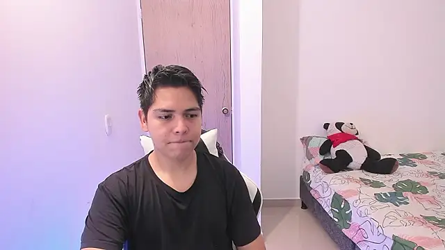 Snapshot of Asta_YunoXXX chatting on 03/02/26, 04:36 Asta YunoXXX online show from 03/02/26, 04:36