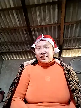 Snapshot of LeoPet2x chatting on 01/18/26, 04:49 LeoPet2x online show from 01/18/26, 04:49