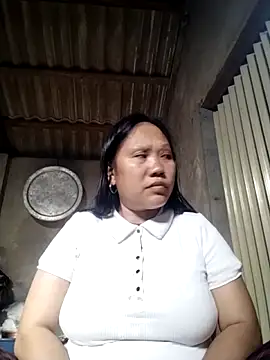 Snapshot of LeoPet2x chatting on 02/16/26, 08:54 LeoPet2x online show from 02/16/26, 08:54