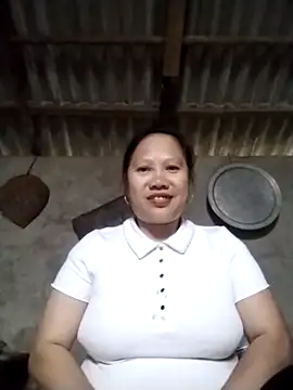 Snapshot of LeoPet2x chatting on 02/18/26, 04:08 LeoPet2x online show from 02/18/26, 04:08