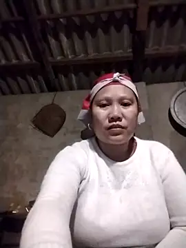 Snapshot of LeoPet2x chatting on 02/21/26, 04:41 LeoPet2x online show from 02/21/26, 04:41