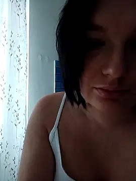 Snapshot of Clarisa_Xx chatting on 12/04/25, 06:44 Clarisa Xx online show from 12/04/25, 06:44