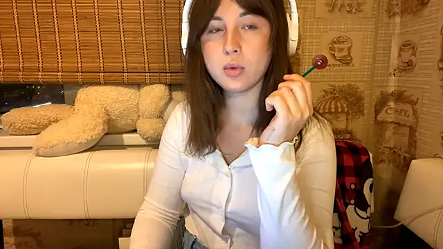 Tessa Muse online show from 12/04/25, 03:32