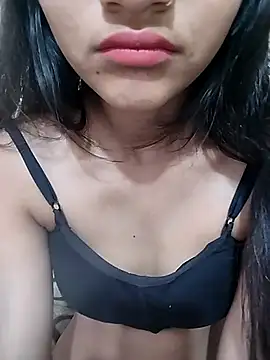 Snapshot of Sweet_Sexyy chatting on 03/18/26, 04:48 Sweet Sexyy online show from 03/18/26, 04:48