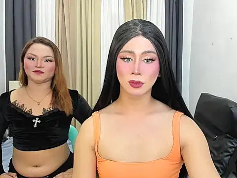 Snapshot of Seductive_Paloma chatting on 01/18/26, 04:22 Seductive Paloma online show from 01/18/26, 04:22