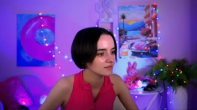 KateWillows online show from 12/19/25, 04:19