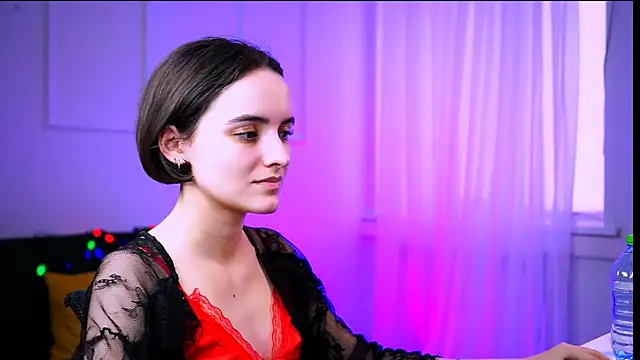 KateWillows online show from 02/20/26, 06:26