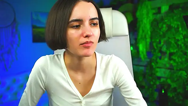 KateWillows online show from 03/10/26, 08:19