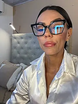 SofhiaTaylor online show from 01/16/26, 10:14