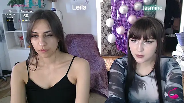 Snapshot of JasmineAdamss chatting on 06/19/26, 08:07 JasmineAdamss online show from 06/19/26, 08:07