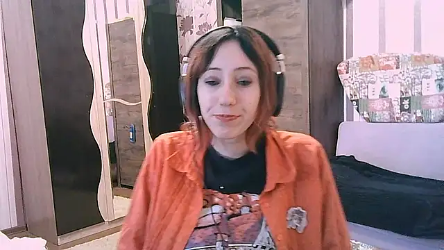 Snapshot of AmandaGimenez chatting on 12/01/25, 11:04 AmandaGimenez online show from 12/01/25, 11:04