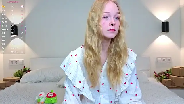 GhisllaineWestler online show from 02/06/26, 04:06