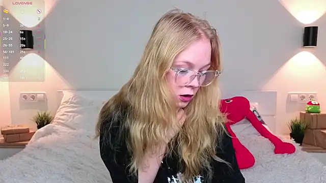 GhisllaineWestler online show from 03/02/26, 04:36