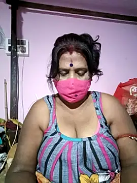 Snapshot of me-pari-hu chatting on 12/13/25, 07:53 me-pari-hu online show from 12/13/25, 07:53