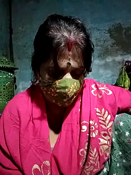 Snapshot of me-pari-hu chatting on 12/17/25, 05:41 me-pari-hu online show from 12/17/25, 05:41