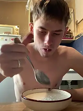 FreeRich online show from 01/11/26, 04:06