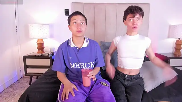 Brenda Tina online show from 01/13/26, 03:34