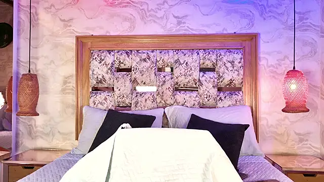 emily dempsey online show from 04/09/26, 07:19