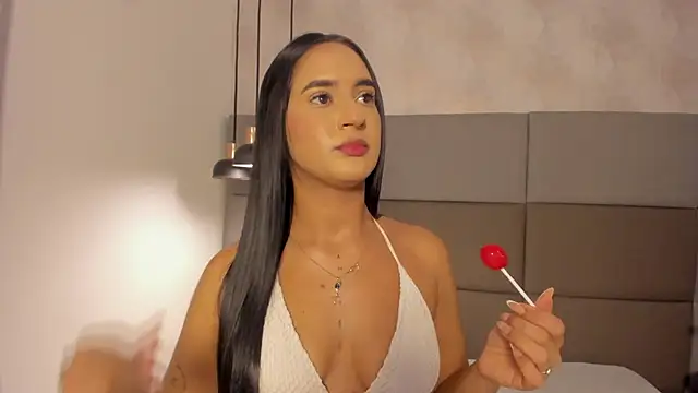 Emily luve online show from 01/08/26, 02:30