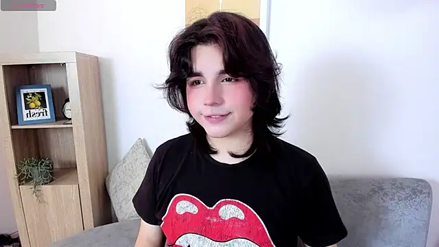 daniellesins2 online show from 12/13/25, 08:58