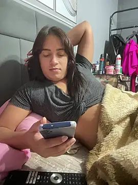 larysinha online show from 05/15/26, 06:48