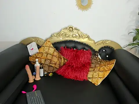cristal millers online show from 02/28/26, 02:34