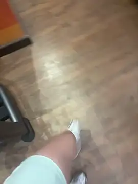 arab model online show from 12/18/25, 03:29