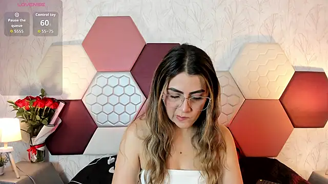 AriaRous online show from 03/02/26, 04:14