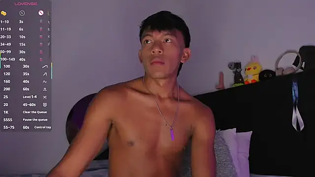 santinaughty online show from 04/10/26, 12:27