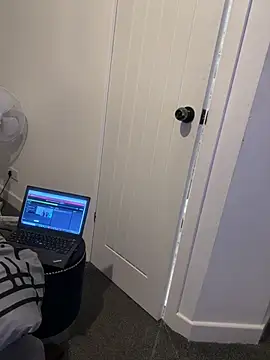 smartfuck777 online show from 03/29/26, 06:52