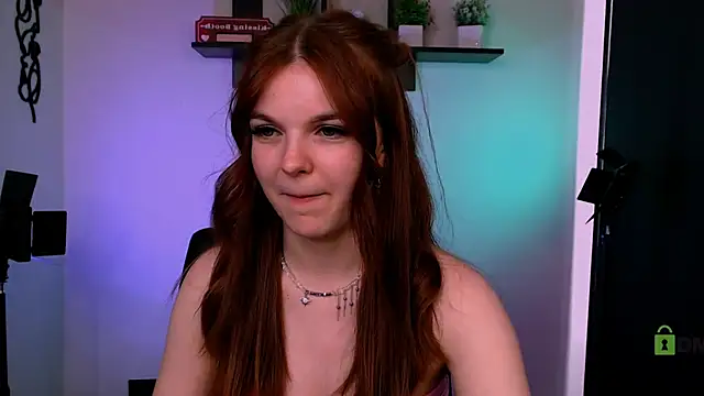 Snapshot of mikameovv chatting on 07/14/26, 07:08 mikameovv online show from 07/14/26, 07:08