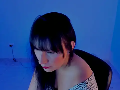 Snapshot of Sofia_Grey2 chatting on 11/30/25, 08:57 Sofia Grey2 online show from 11/30/25, 08:57