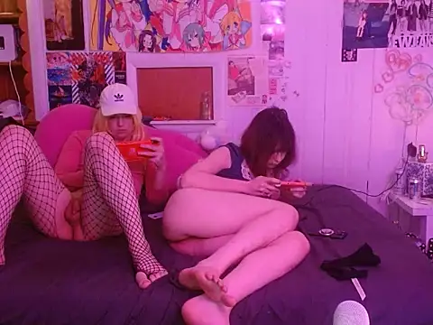 Snapshot of HamtaroFan chatting on 12/22/25, 09:28 HamtaroFan online show from 12/22/25, 09:28