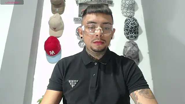 BASTIAN NICOLAS  online show from 02/14/26, 03:58