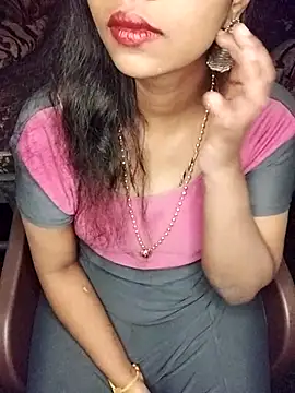 Snapshot of kannada_siri123 chatting on 12/05/25, 01:36 kannada siri123 online show from 12/05/25, 01:36