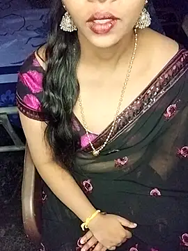 Snapshot of kannada_siri123 chatting on 01/18/26, 05:28 kannada siri123 online show from 01/18/26, 05:28