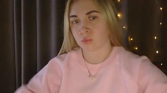 Snapshot of Nika_Diva chatting on 01/11/26, 04:23 Nika Diva online show from 01/11/26, 04:23